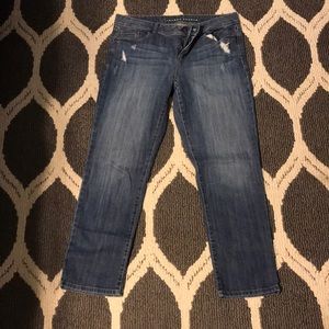 Women’s cropped jeans!